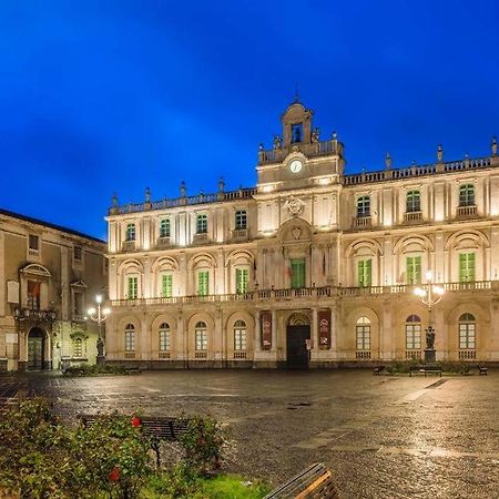 Sottinsu Appartamenti Catania Bagian luar foto