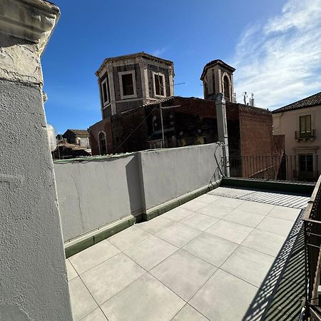 Sottinsu Appartamenti Catania Bagian luar foto