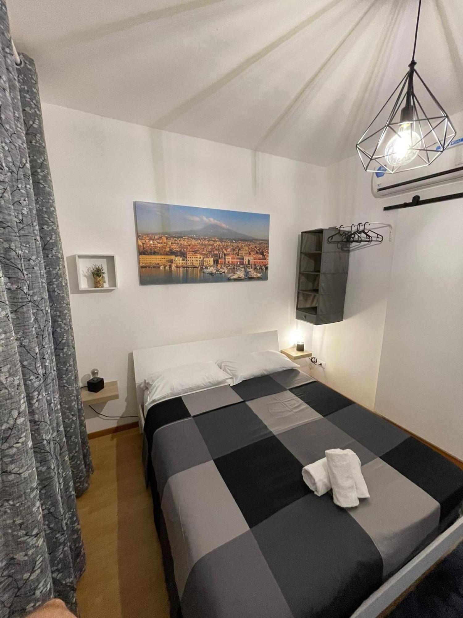 Sottinsu Appartamenti Catania Bagian luar foto